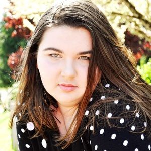 Meet your Posher, Alyssah